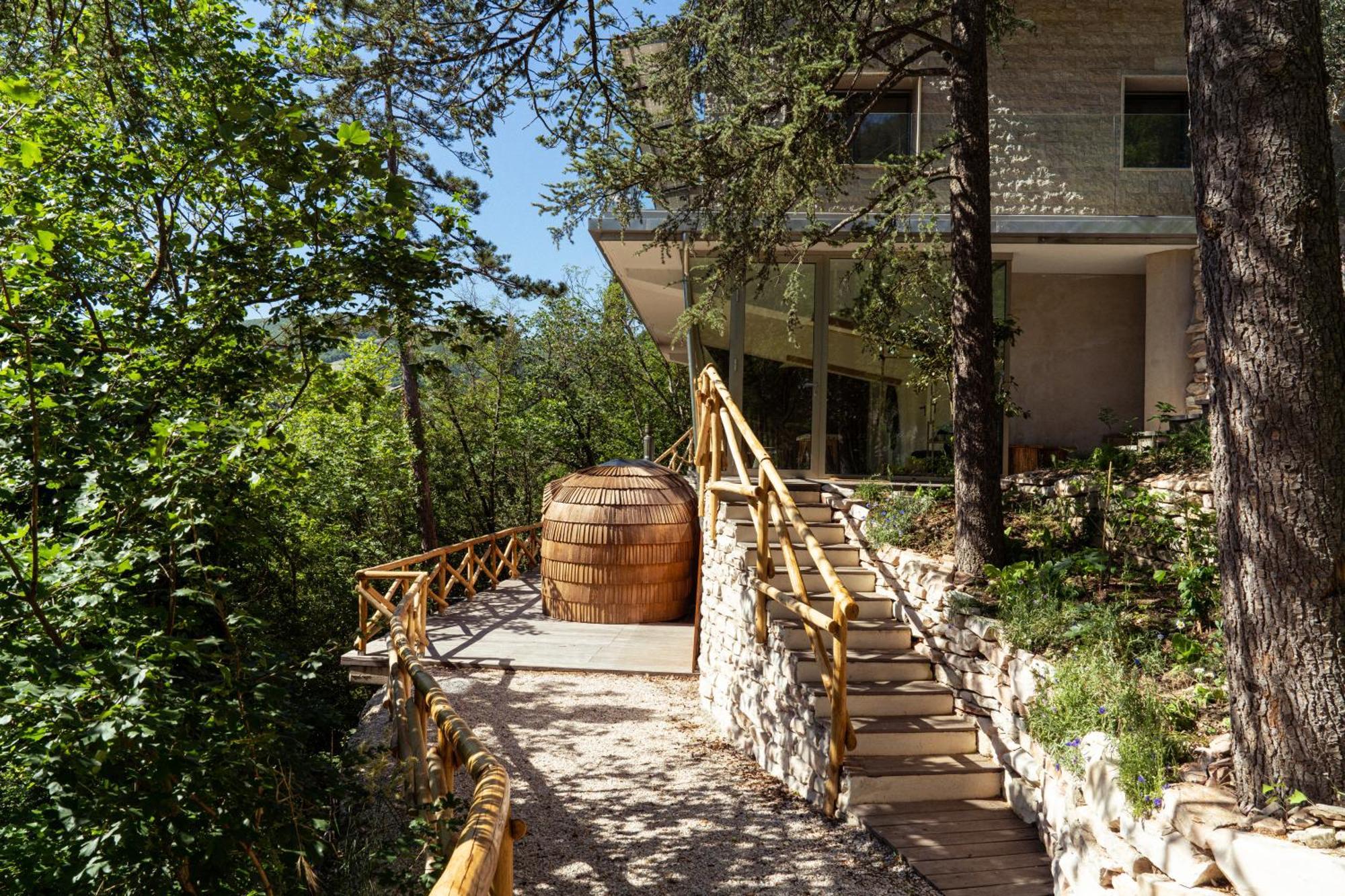 La Forestale Luxury Ecolodge Piano Terra- Appt Акуаланя Екстериор снимка
