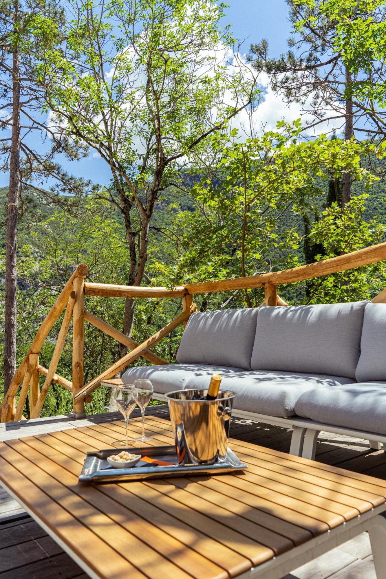 La Forestale Luxury Ecolodge Piano Terra- Appt Акуаланя Екстериор снимка