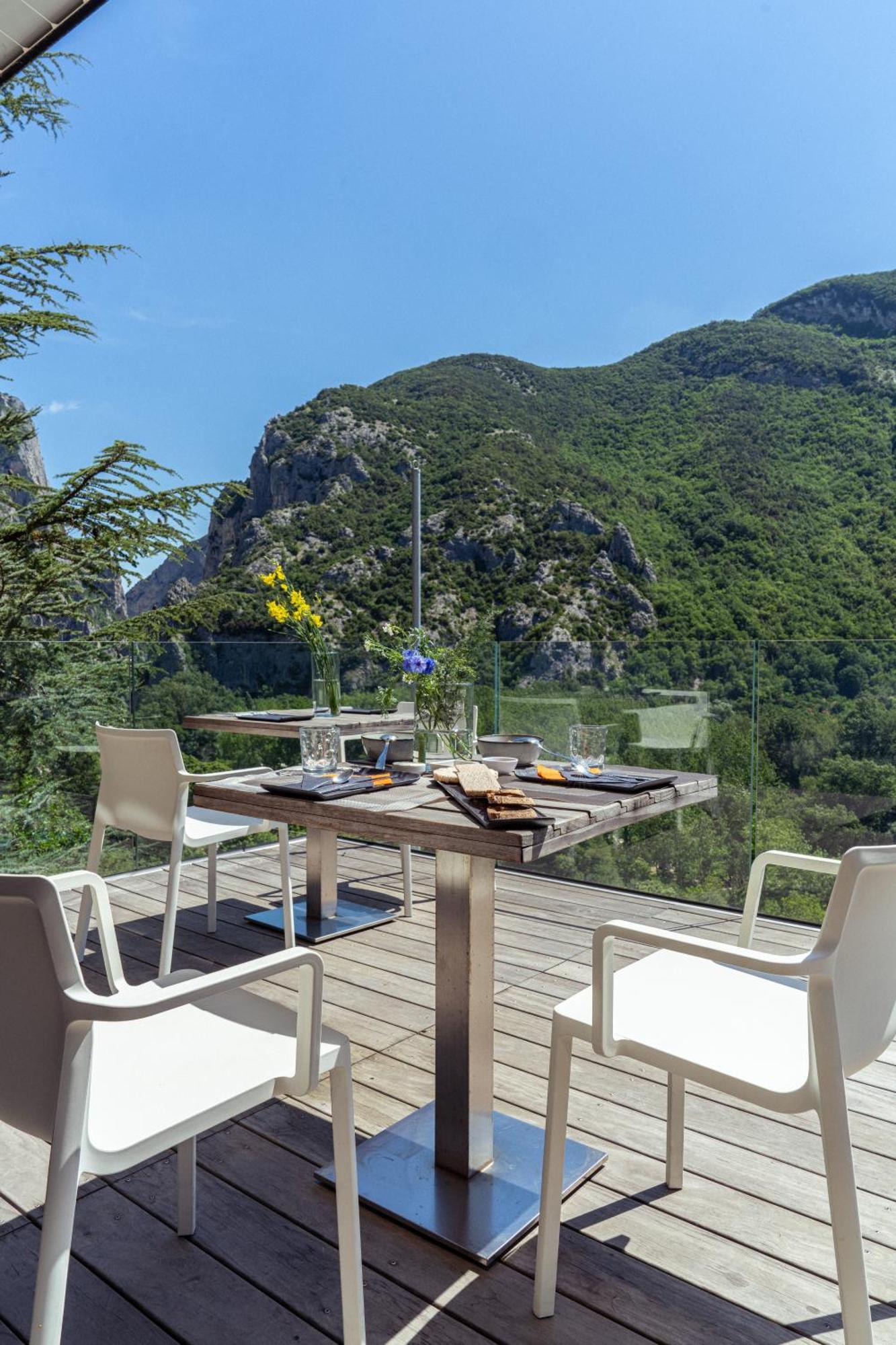 La Forestale Luxury Ecolodge Piano Terra- Appt Акуаланя Екстериор снимка